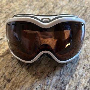 New Oakley Stockholm snow goggles